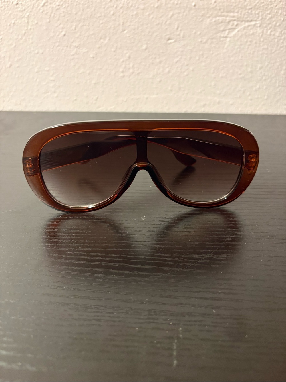 Oversized Brown Shield Sunglasses Y2K Retro Wraparound Statement Shades